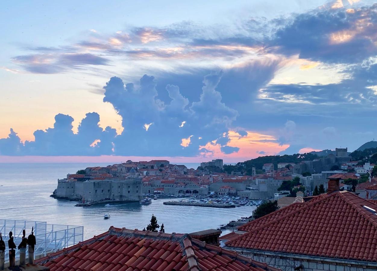 Sunset Over The Dubrovnik'S Old Town Ngoại thất bức ảnh